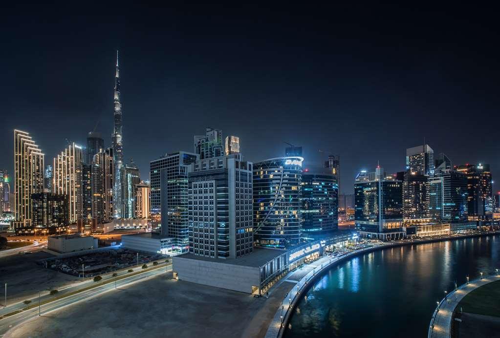 Hotel Radisson Blu Hotel. Waterfront Dubaï