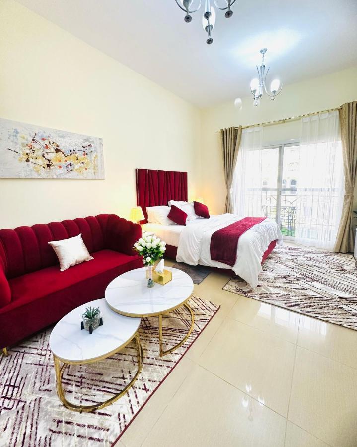 Luxurious Living In Jumeirah Village Circle, Apartamento