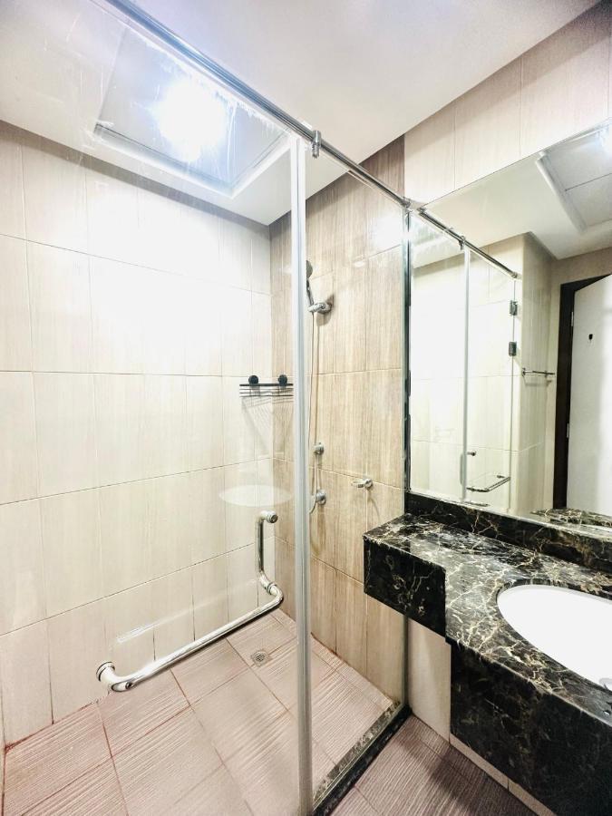 Luxurious Living In Jumeirah Village Circle, * Dubái