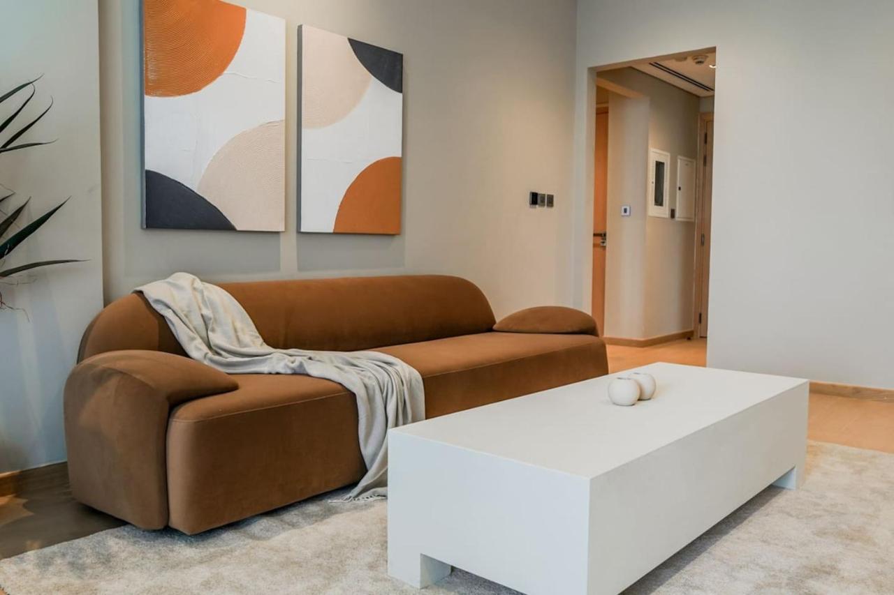 Apartamento Aya Boutique - Cozy 1br With Panoramic Views Dubái