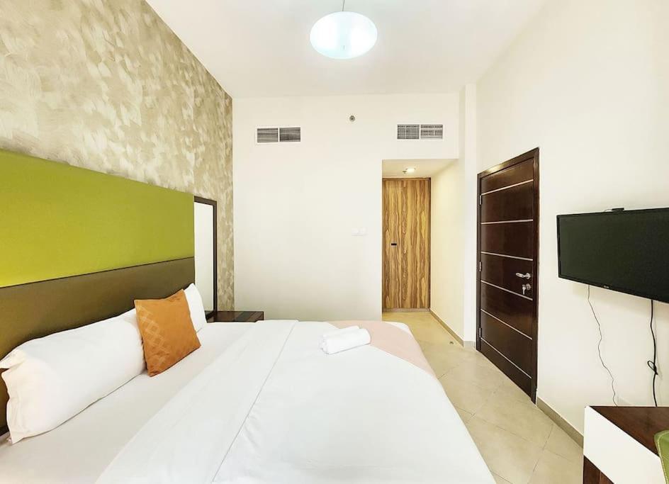 Apartament Rh- Exquisite & Spacious 01 Bedroom Near Mall Of The Emirates Dubai