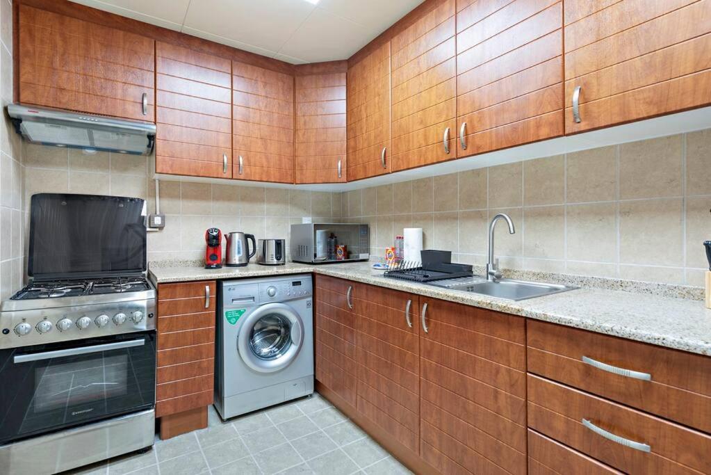 Lägenhet Stonetree - New Furnished 1br In V3 Tower *