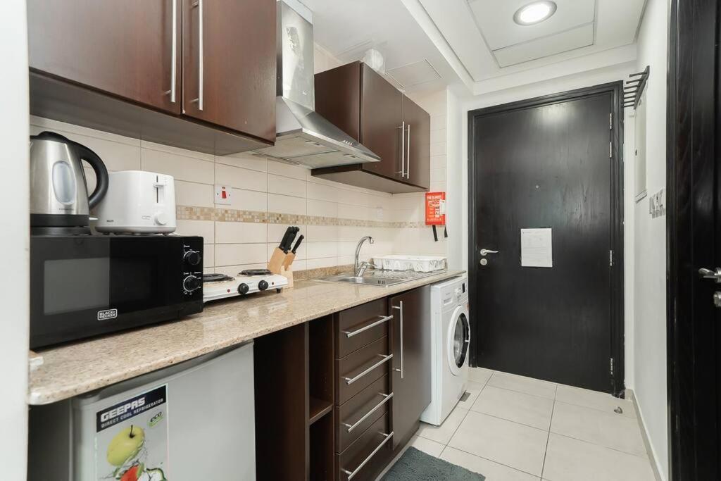 Stonetree - Fully Furnished With Spacious Balcony *