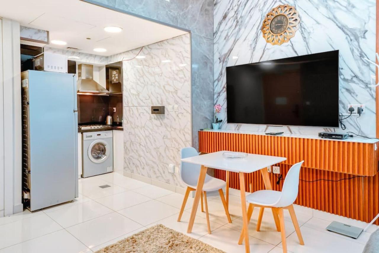 Modern W Downtown Views In Business Bay *