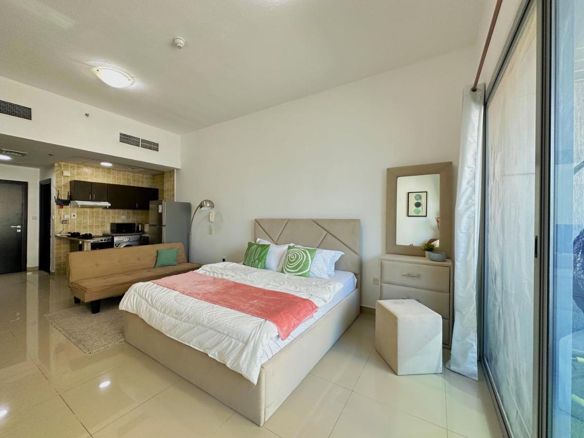 Cool Near To Metro & In Marina Apartment *