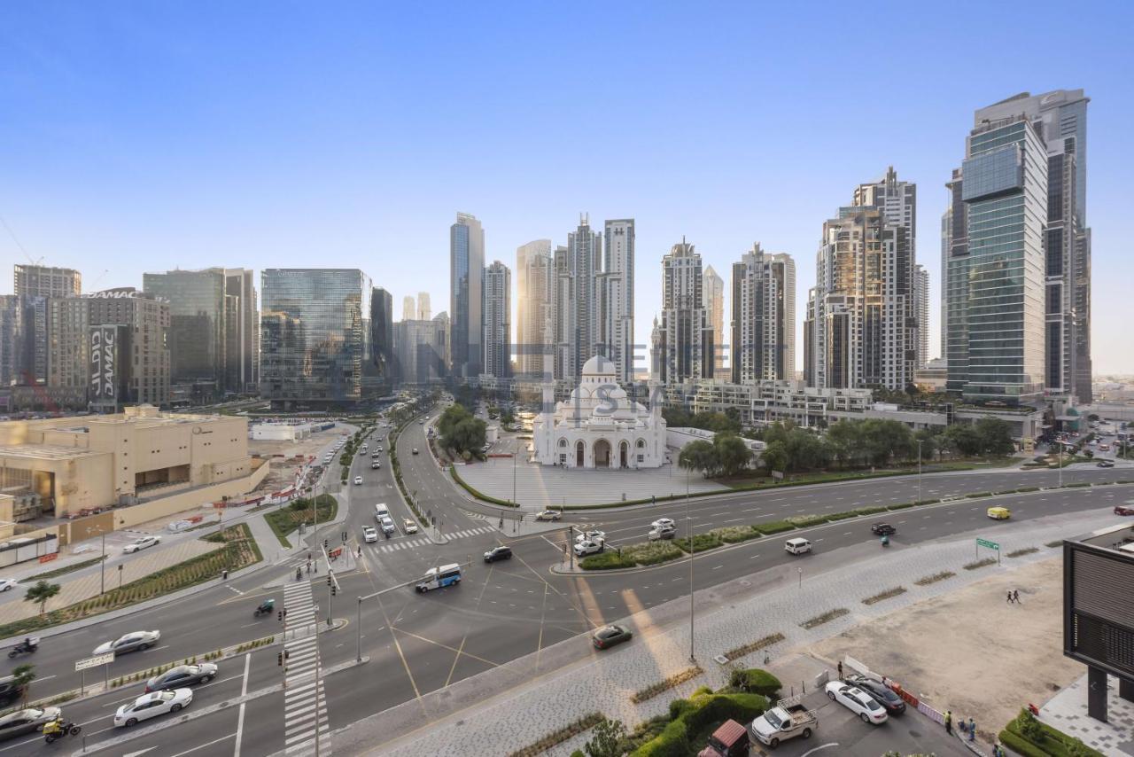 Luxurious 1-bedroom With Spectacular views Apartamento *