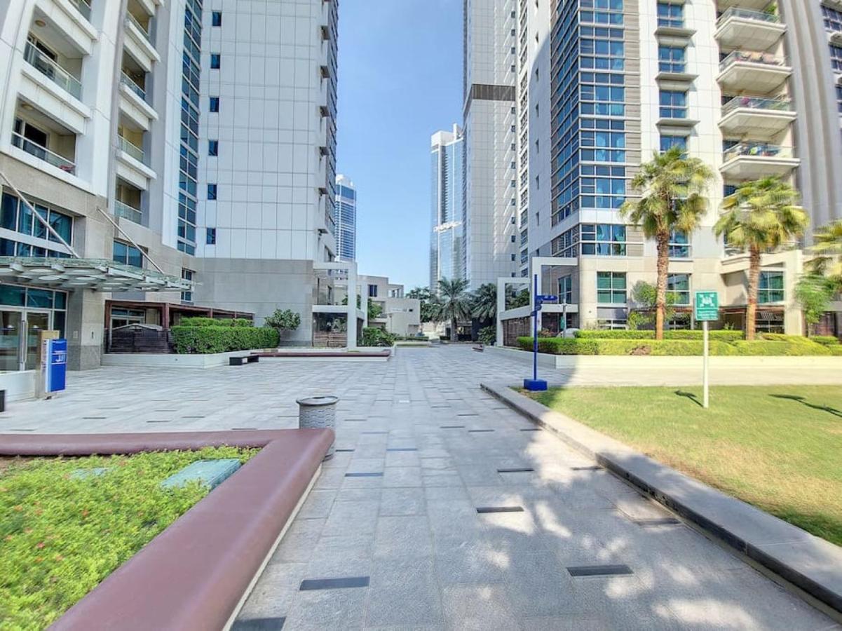 East Heights Tower B - Modern One Bedroom In Business Bay Apartament Dubai