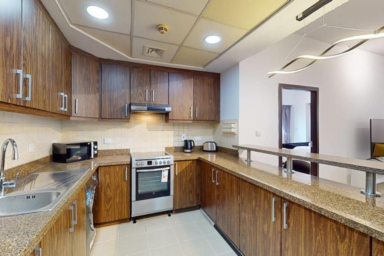 East Heights Tower B - Modern One Bedroom In Business Bay Apartament