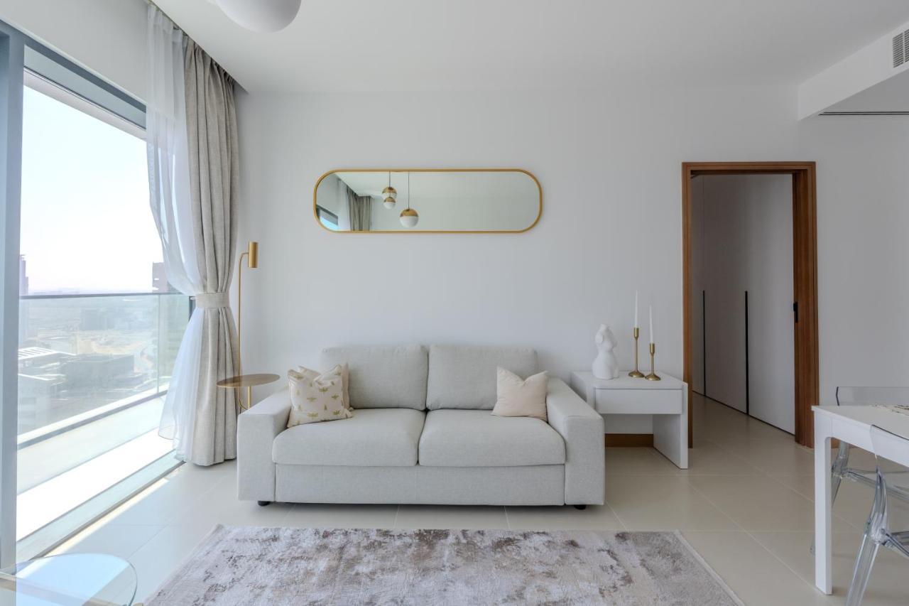 Luxe Nautical Style 2 Bd In Vida Yacht Club Appartamento Dubai