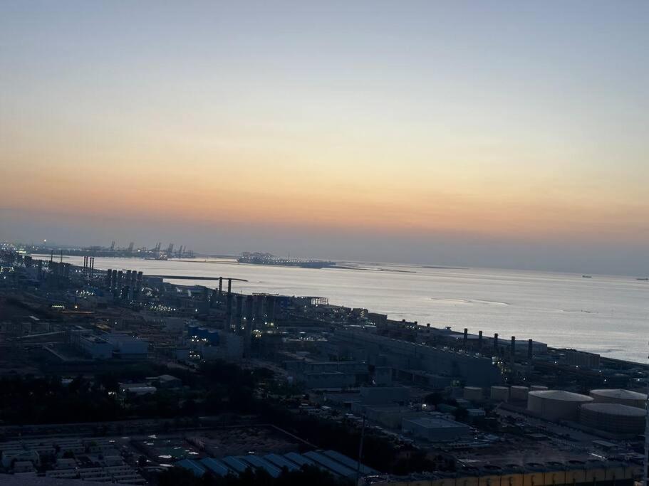 Luxe 1 Bedroom Near Dmcc Metro & Jbr