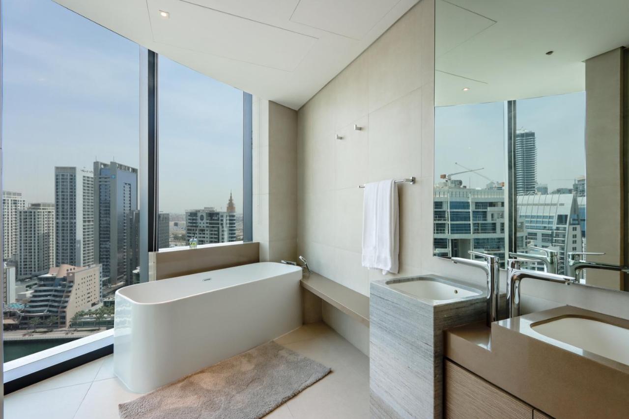 Livbnb - Plush 3br In Address Jbr W/ Sea View & Access Apartamento