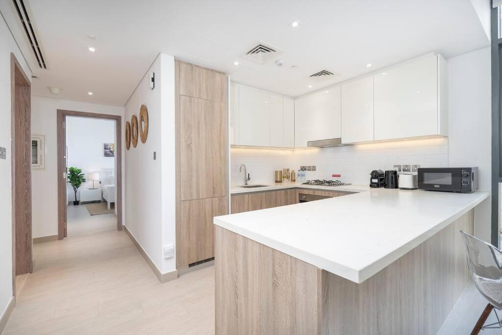 New Listing - Czechin - Jbr A Few Steps Away Dubai