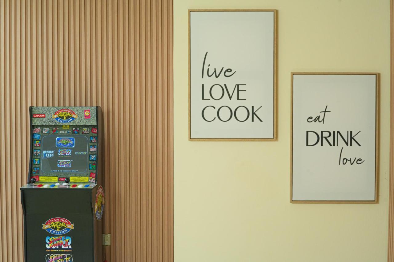 Pure Sand - Luxury Jbr Hostel Dubai