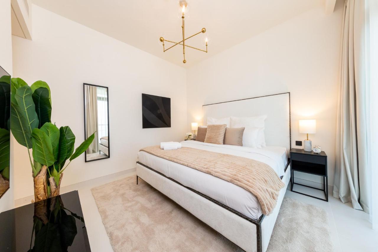 Stunning 2br With Private Access Appartement Dubaï