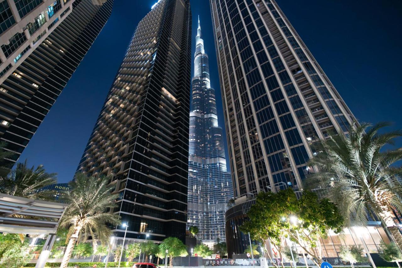 Burj Khalifa Views / 5 Min Walk From Mall / Opera / Upgraded / Designer Choice / 8 People / The Location Apartment *