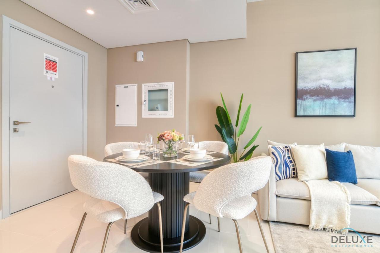 Gratifying 1br At Isle Tower 1 Marina By Deluxe Homes * Dubaï
