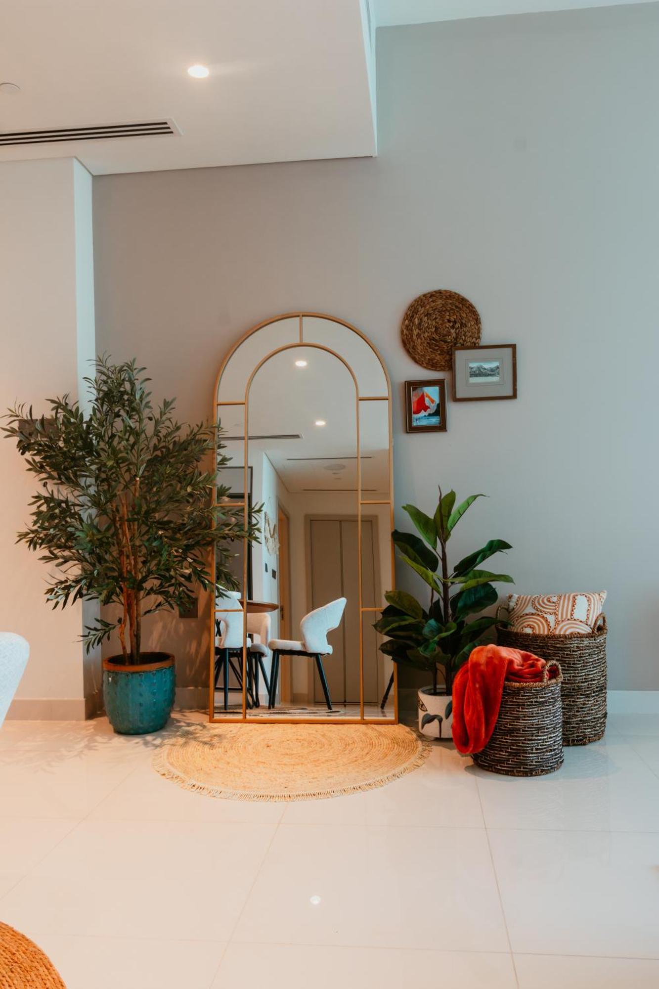 Apartamento Oceanfront Escape: Stylish 1 Bedroom In Beachfront