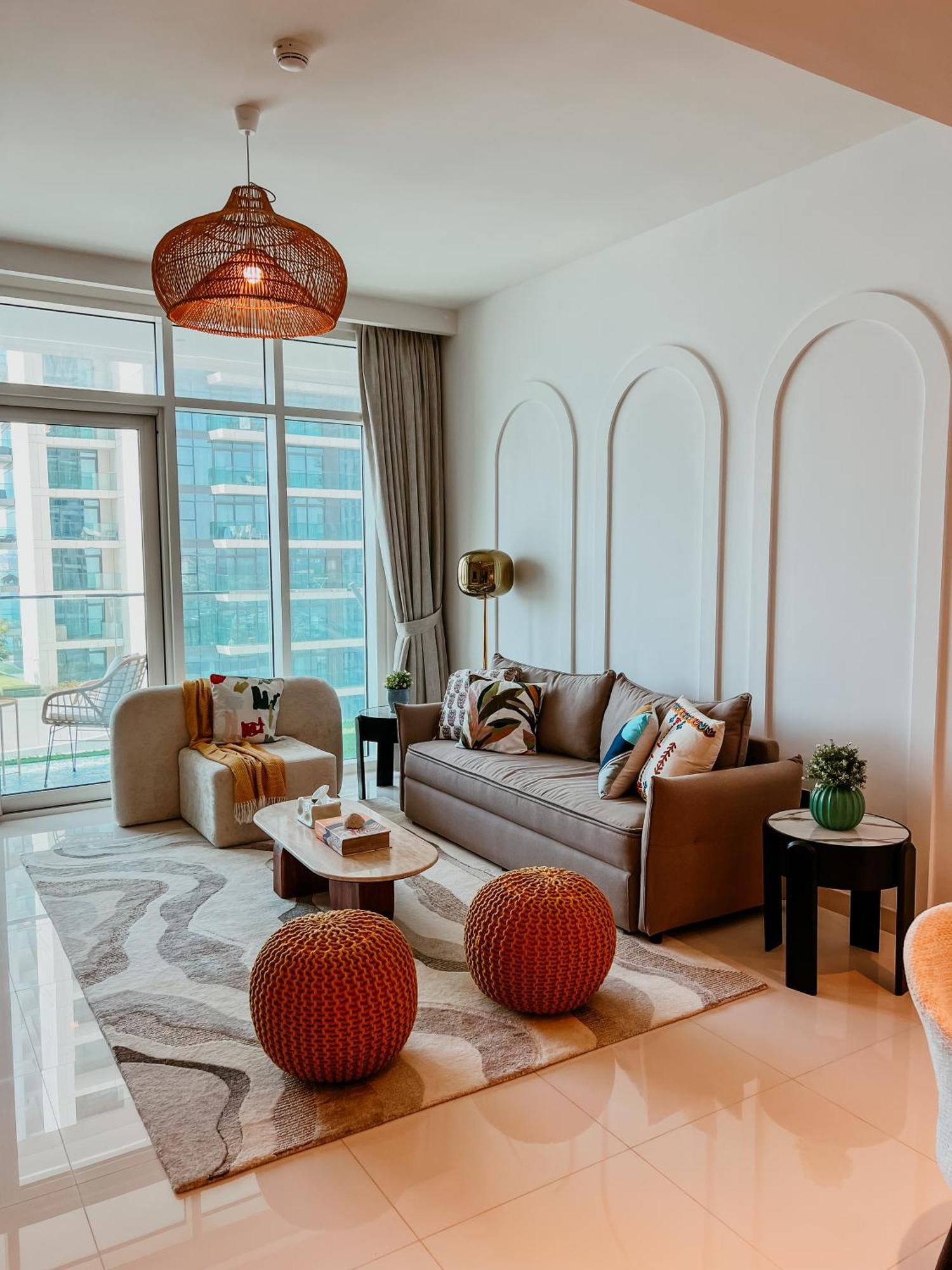 Apartamento Oceanfront Escape: Stylish 1 Bedroom In Beachfront