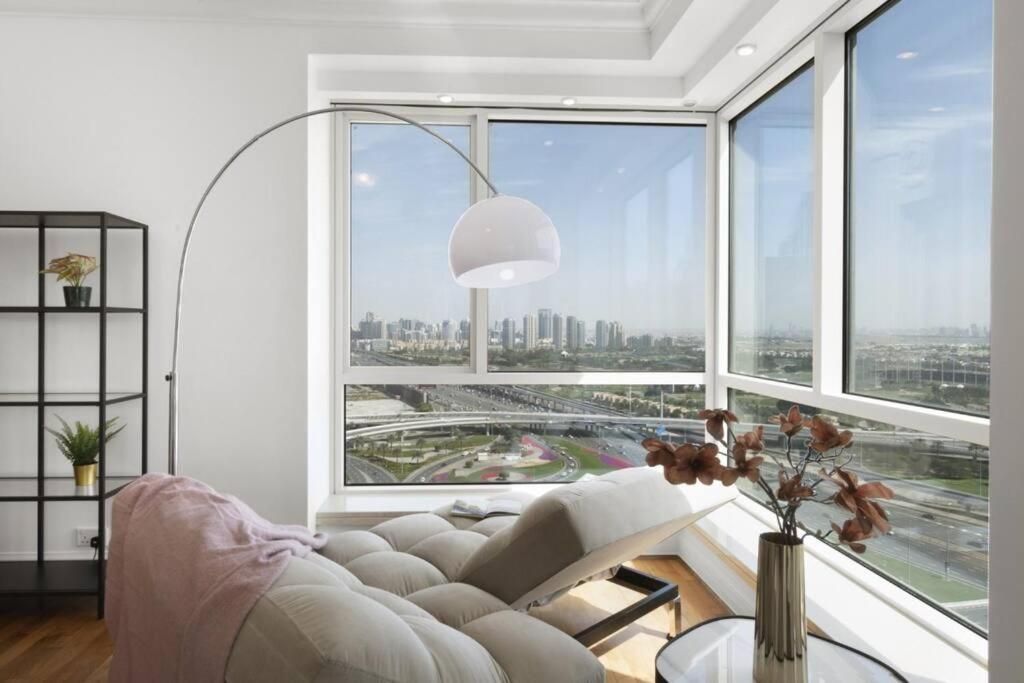 Apartamento Breathtaking 2br W/180 Degree Views - Marina Dubai