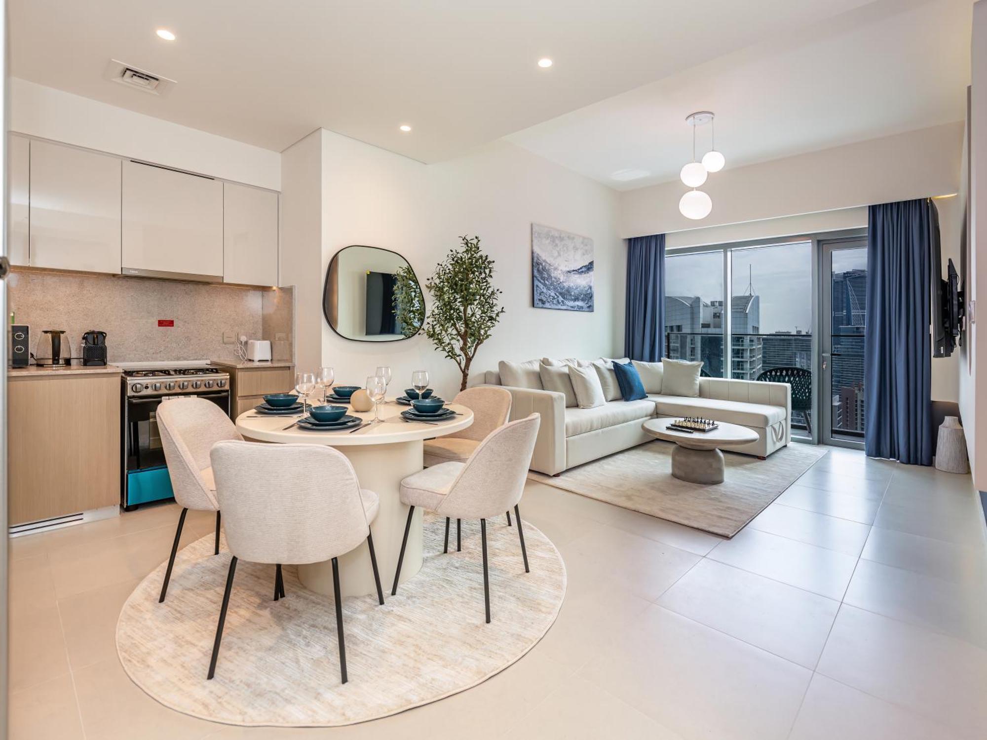 Apartamento Luxurious 2br In Downtown Pool And Gym Access