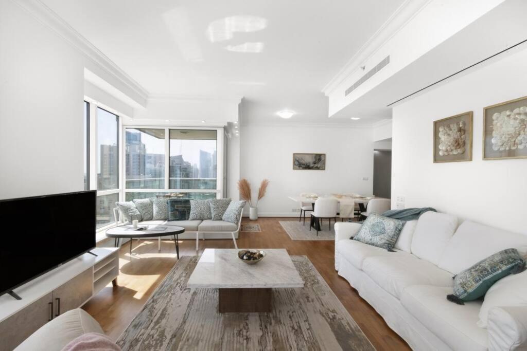 Apartamento Breathtaking 2br W/180 Degree Views - Marina *