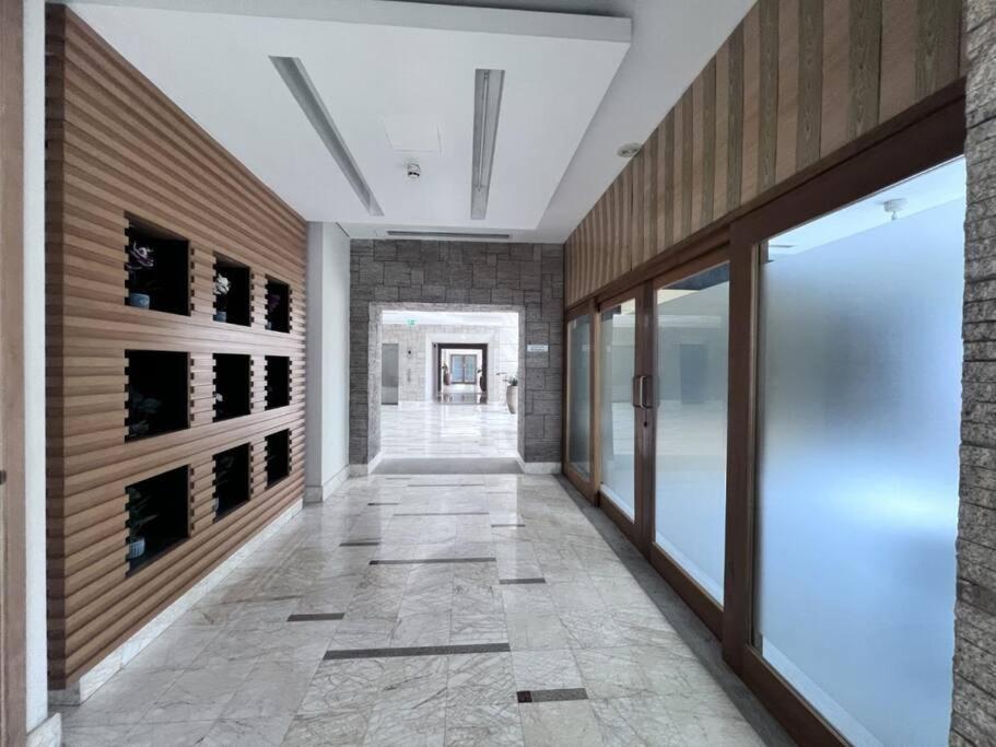 Breathtaking 2br W/180 Degree Views - Marina Apartamento