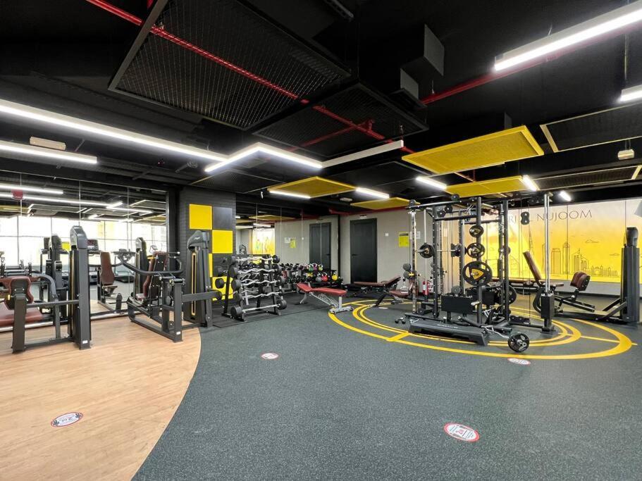 Apartamento Downtown Pool, Gym & Free Parking *