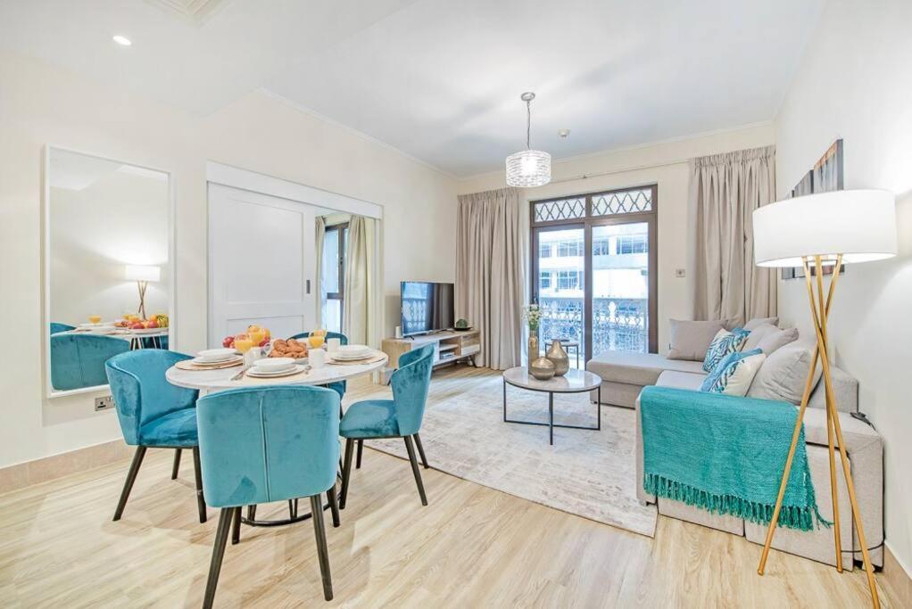 Stylish 2br With Balcony Near Mall And Burj Khalifa Apartamento Dubái