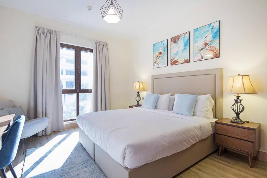 Stylish 2br With Balcony Near Mall And Burj Khalifa Apartamento