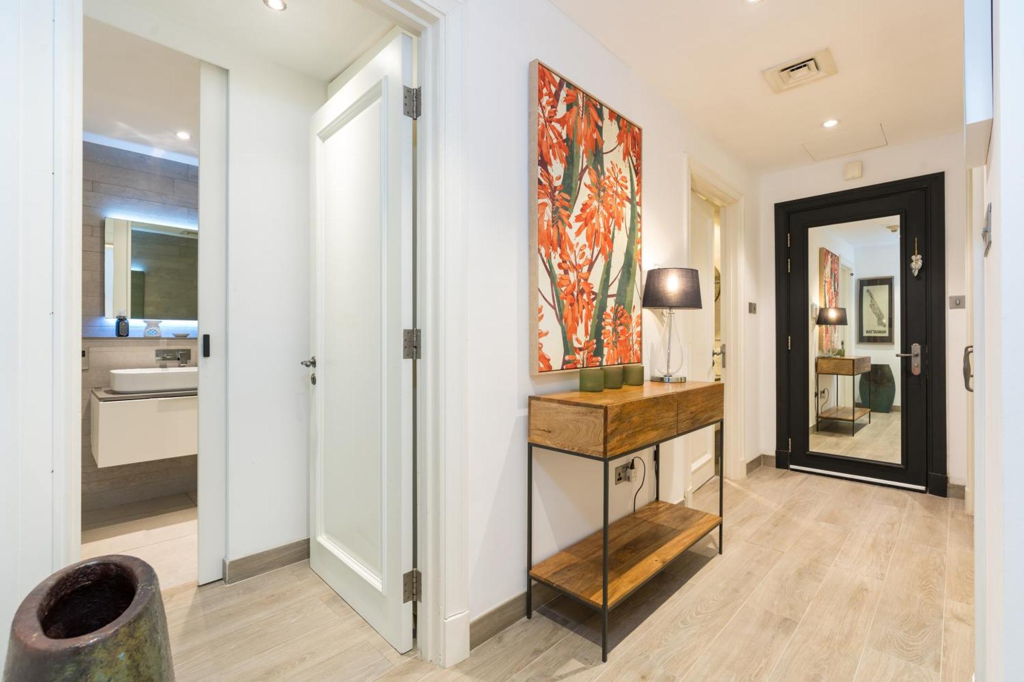New! Stunning 2bedroom In Downtown *