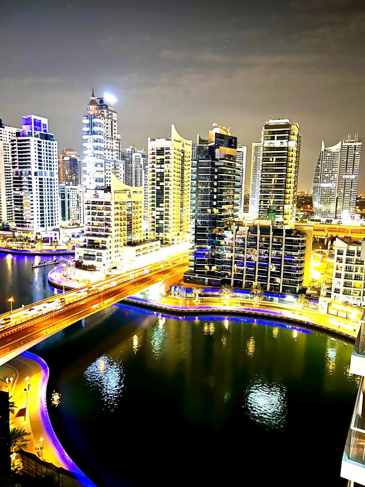 Elegant King Bed Brand New 1 Bhk Marina Bay * Dubaï