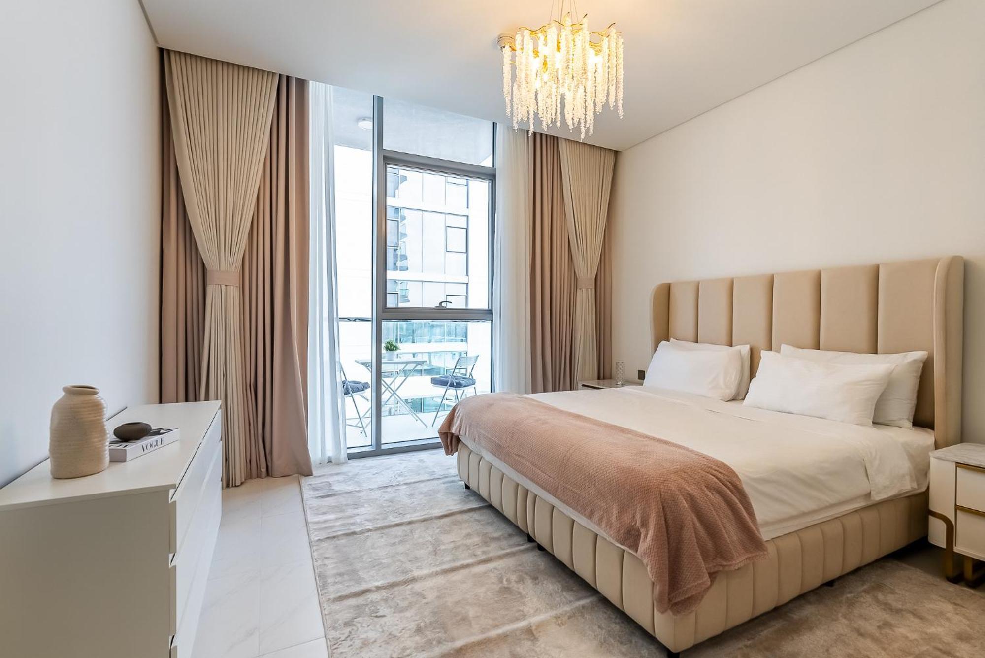 Apartment District One I Mbr I Lagoons View Dubai