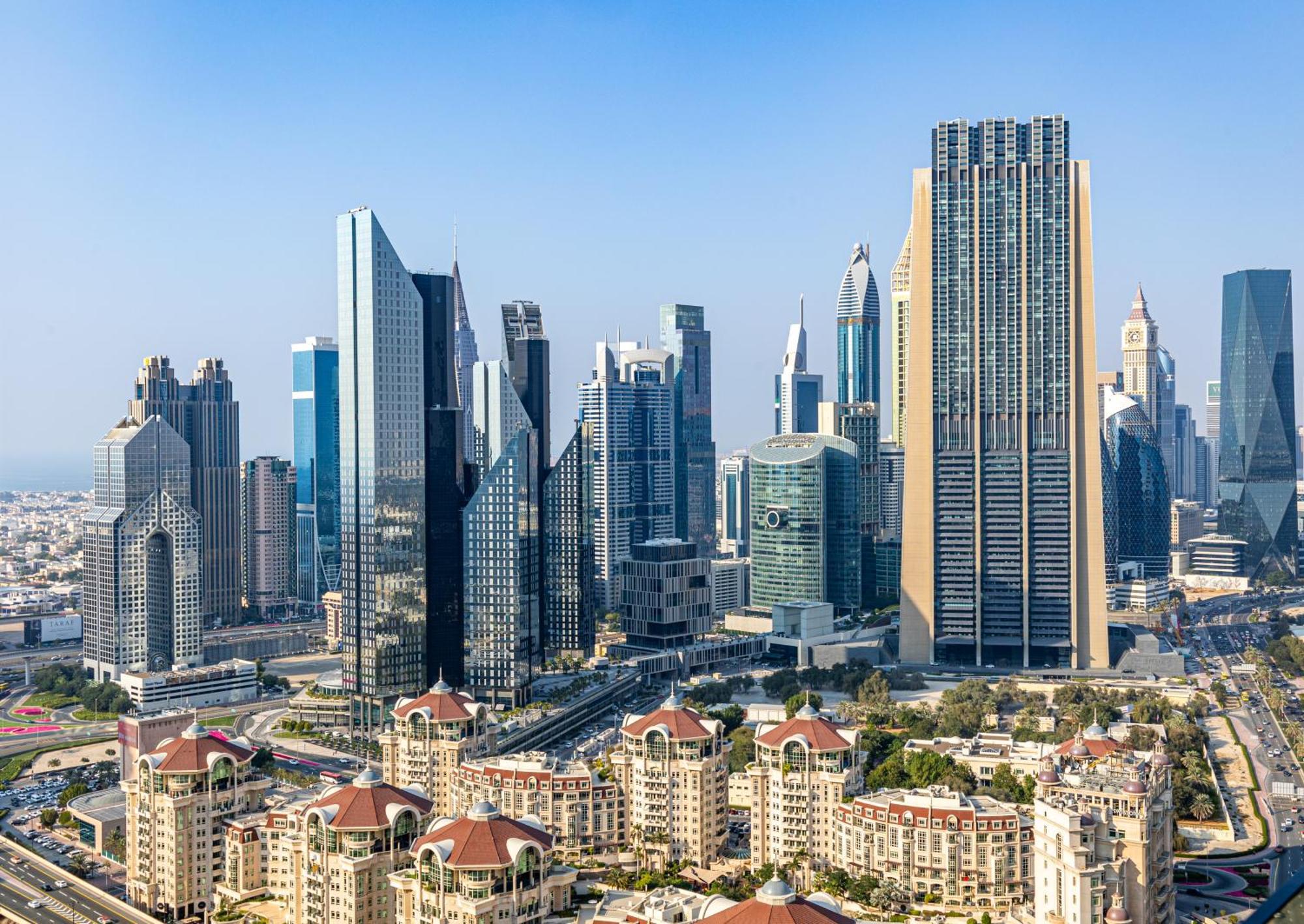 Superhost Emaar Residences Fashion Avenue - Address Mall Apartment