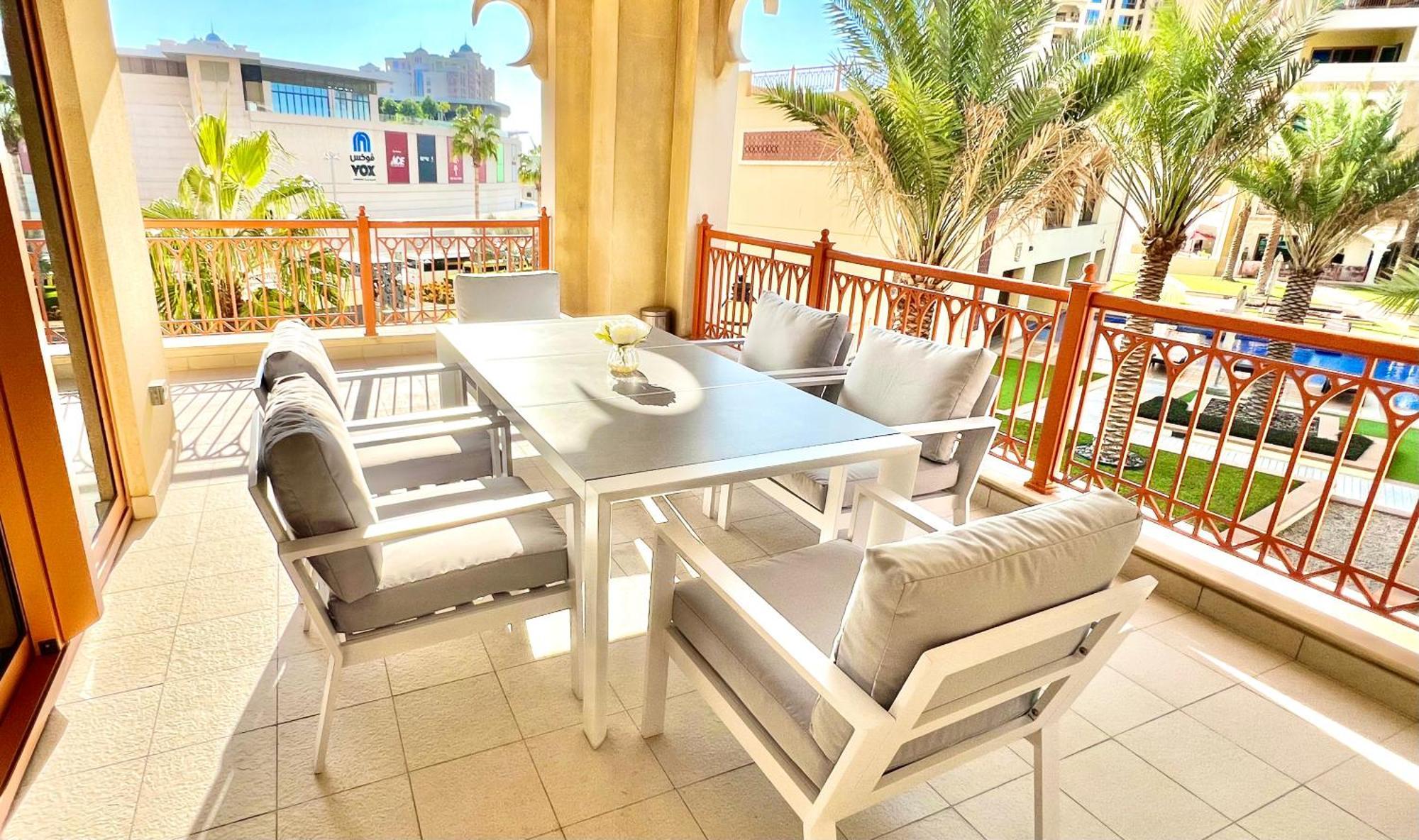 Direct Access To Nakheel Mall At The Heart Of The Palm Appartement