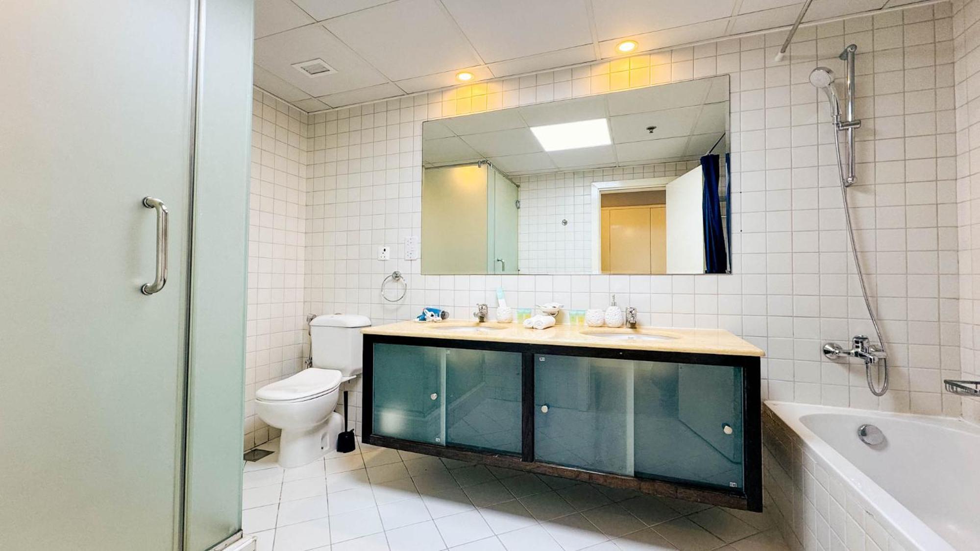 Apartamento Jbr Marvel: 2br Marina Oasis - Prime Location!