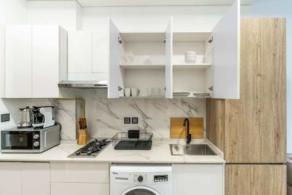 Havn - In Pantheon Elysee, Jvc Appartement *