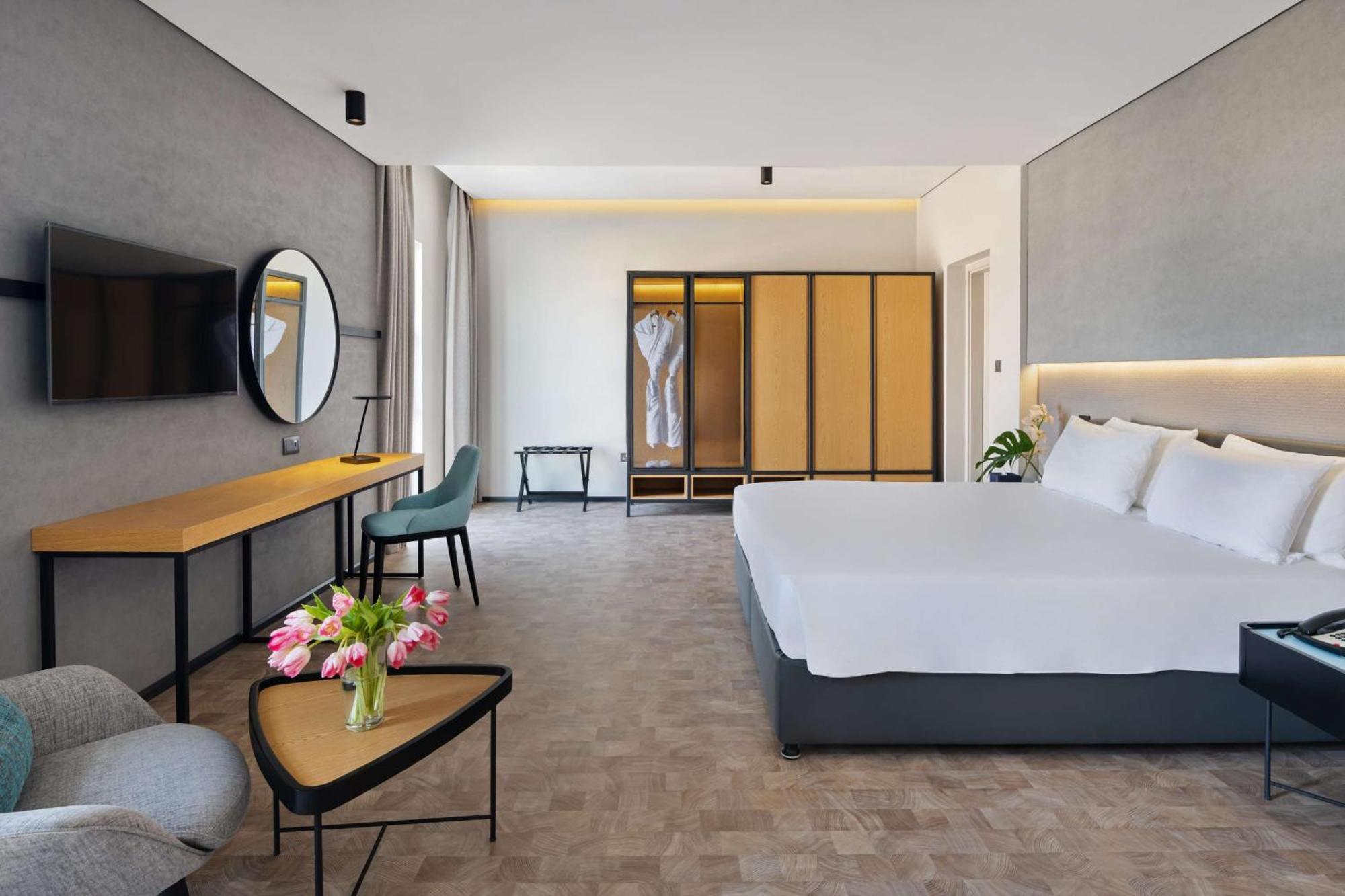 Hotell The Manor By Ja,