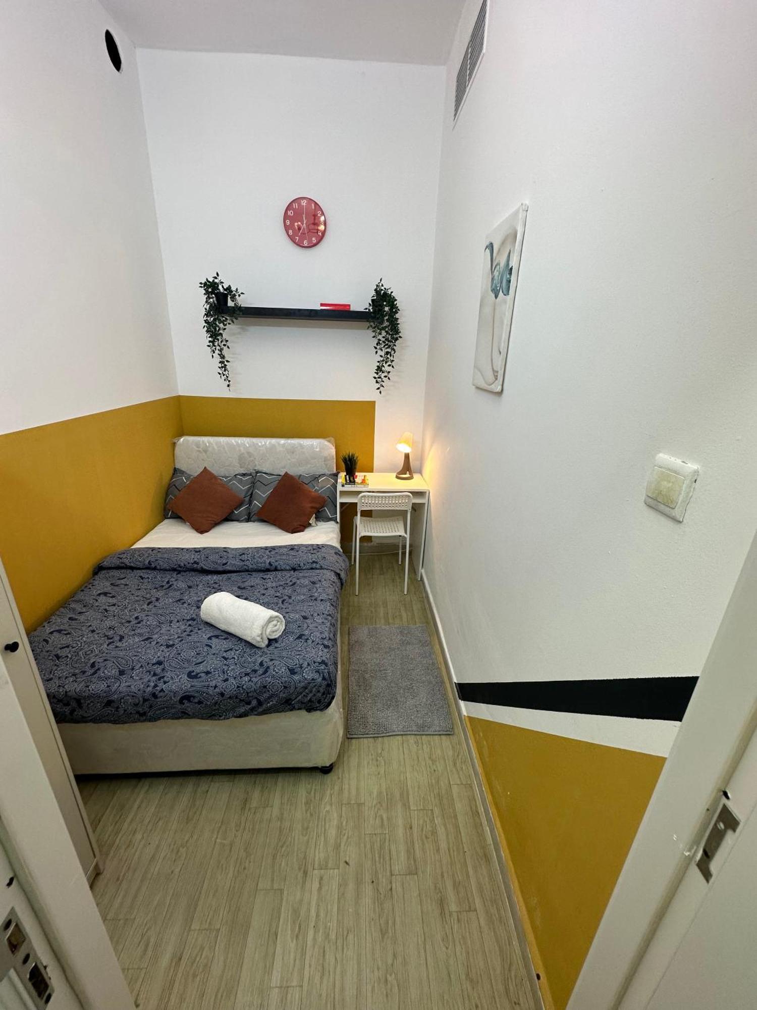 Lavish Partition In Barsha Heights Near Internet Metro Dubái