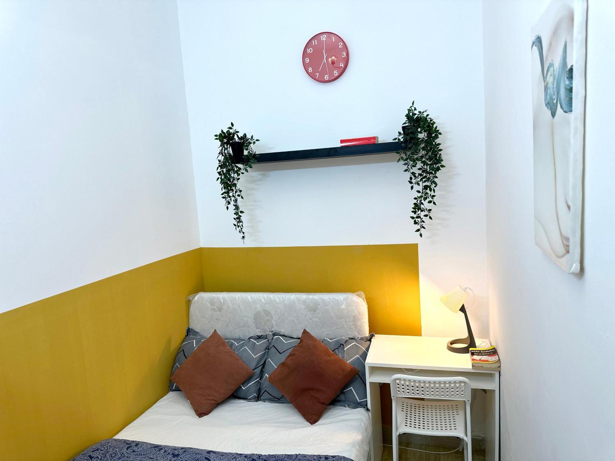 Habitación en casa particular Lavish Partition In Barsha Heights Near Internet Metro Dubái