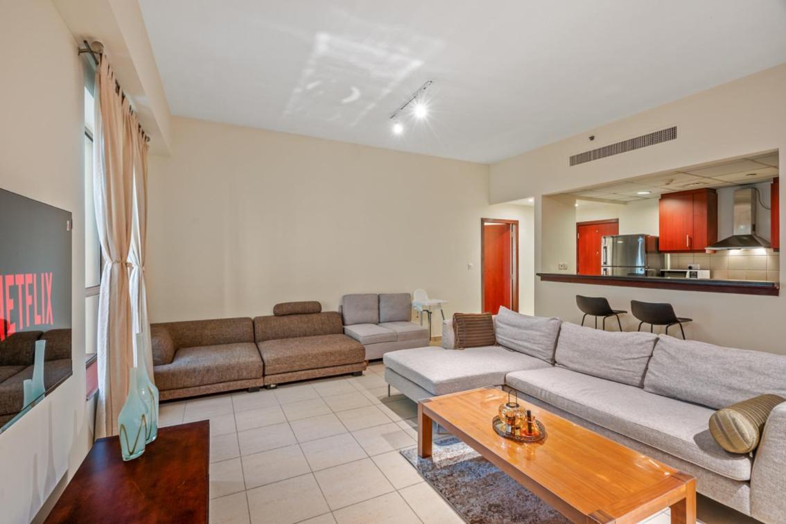 Cozy Pad In The Heart Of On Jbr Beach! * Dubai