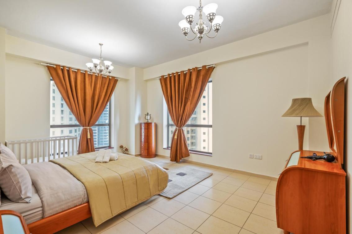 Apartemen Cozy Pad In The Heart Of On Jbr Beach! Dubai