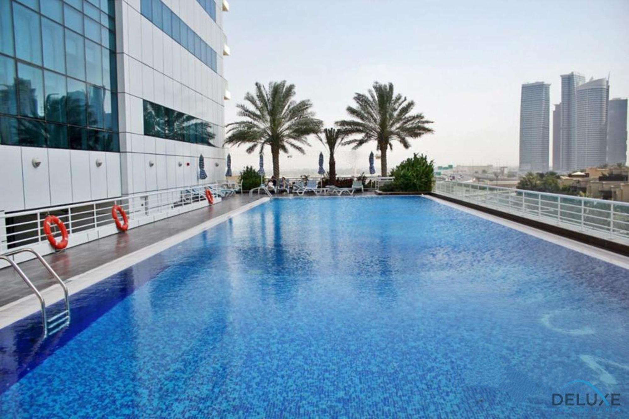 Colossal 2br At Mag 218 Marina By Deluxe Homes