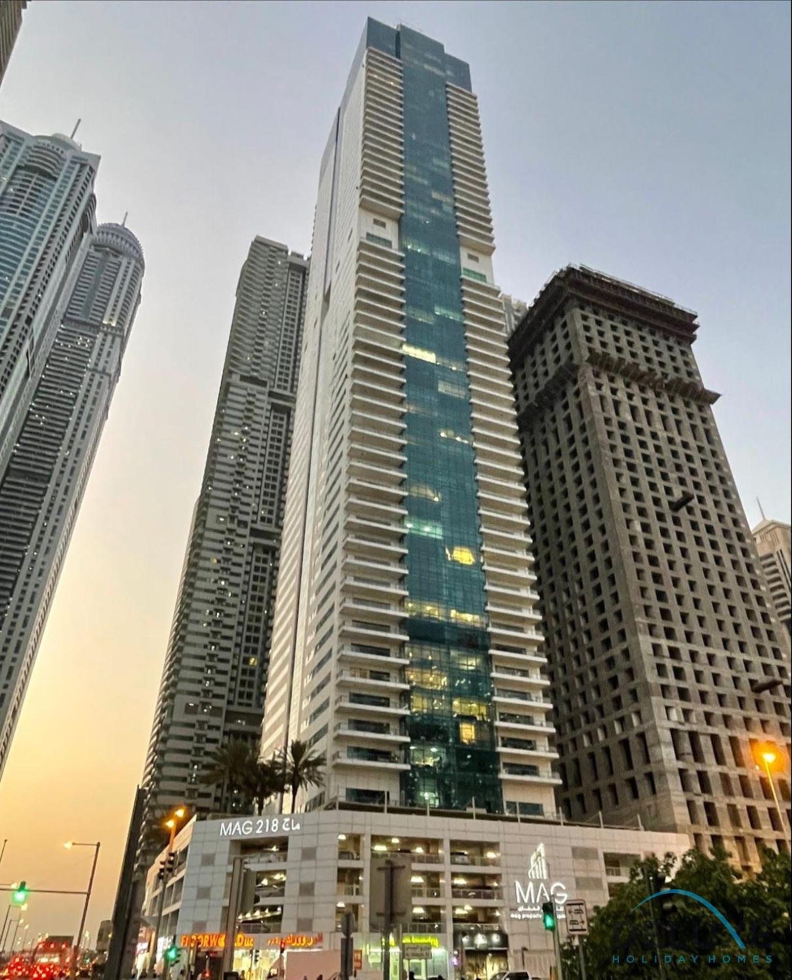 Appartement Colossal 2br At Mag 218 Marina By Deluxe Homes