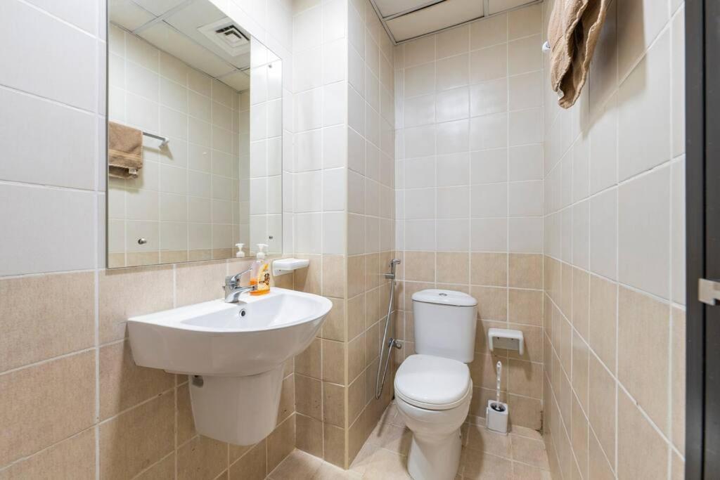 Lägenhet Beautiful 1br With Views At Silicon *