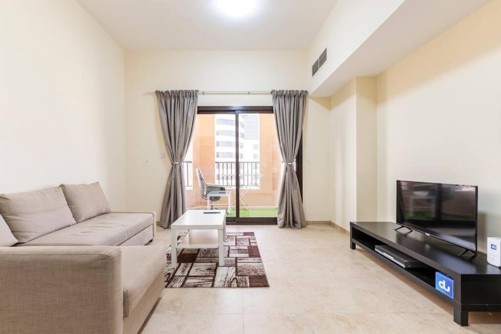 Lägenhet Beautiful 1br With Views At Silicon *