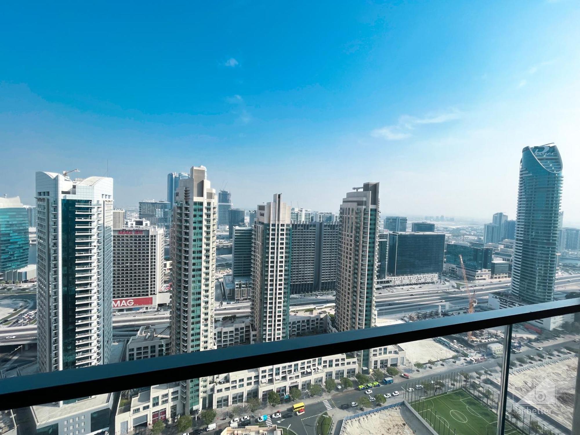 Luxury Burj Royale Modern Apt With Balcony Apartment *