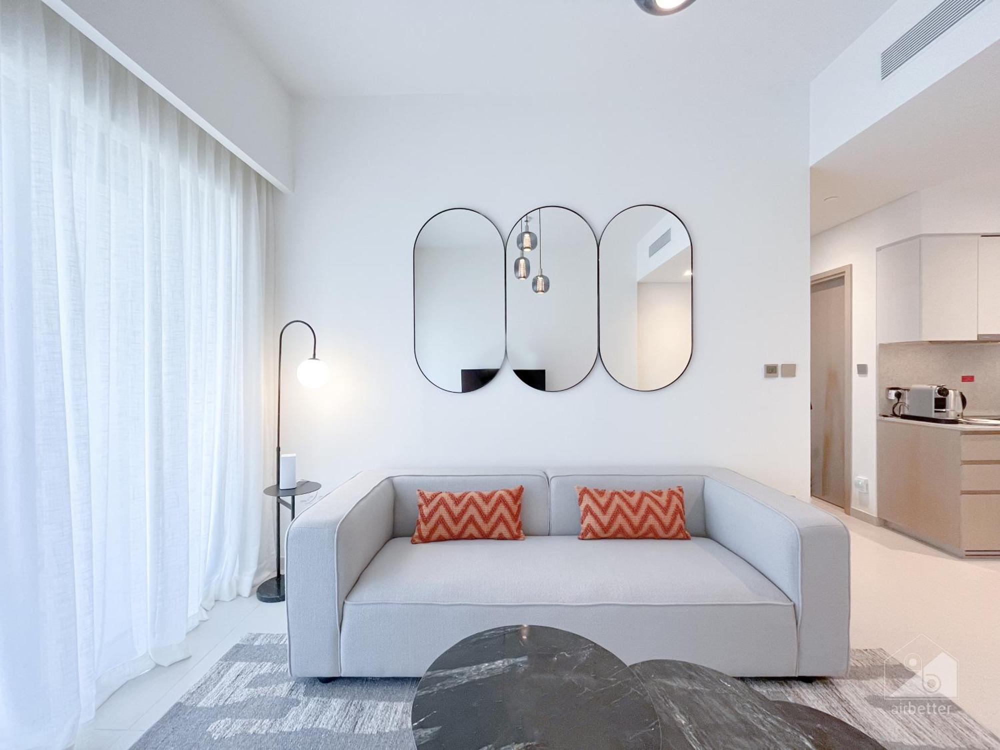 Luxury Burj Royale Modern Apt With Balcony * Dubai