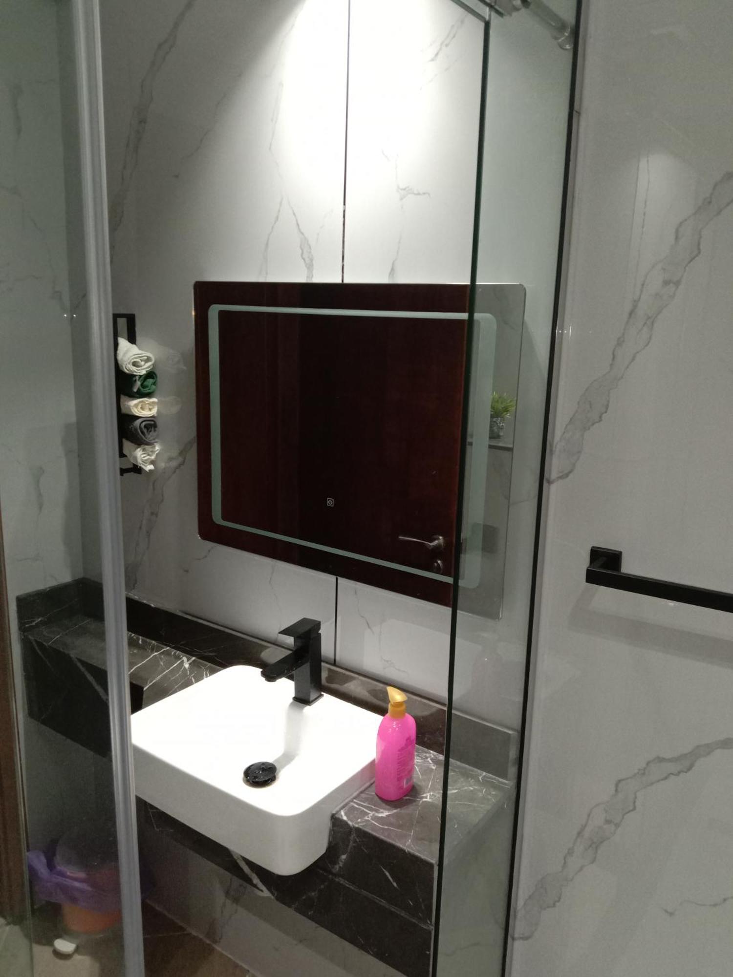 Huge Entire For With Free Pool, Steam & Sauna , Apartamento