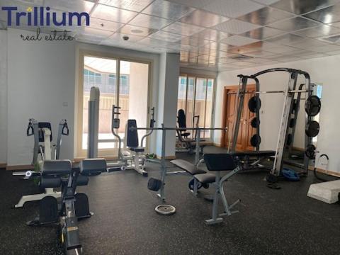 Luxury 1 Bedroom On Marina Walk, Sleeps 5 Dubai