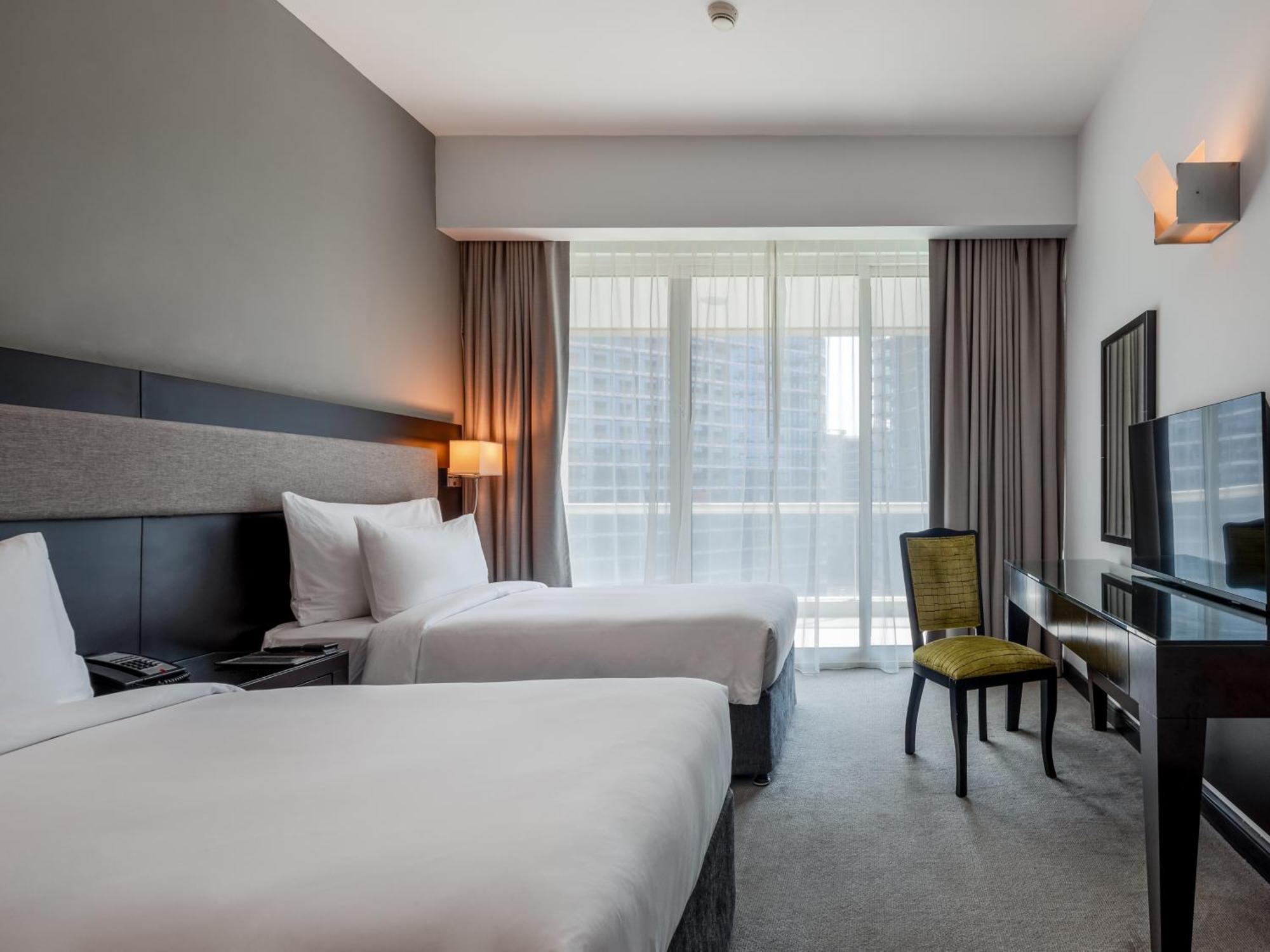 Flora Creek Deluxe Apartahotel